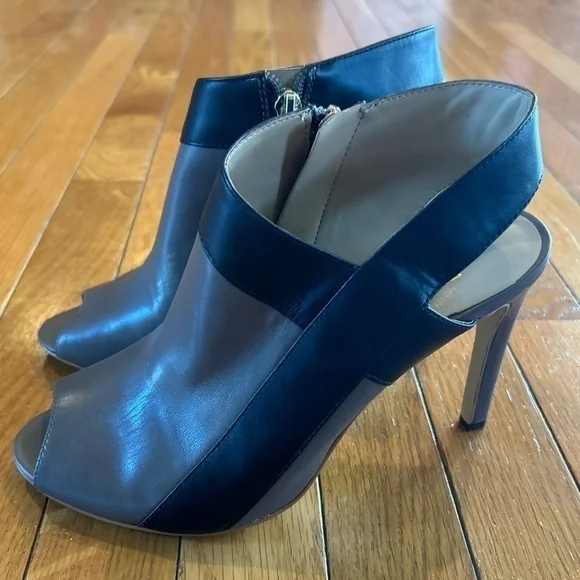 Ann Taylor Cara Crisscross Peep Toe Leather Sandals Heels Black Tan Women’s 7.5 - Picture 1 of 10